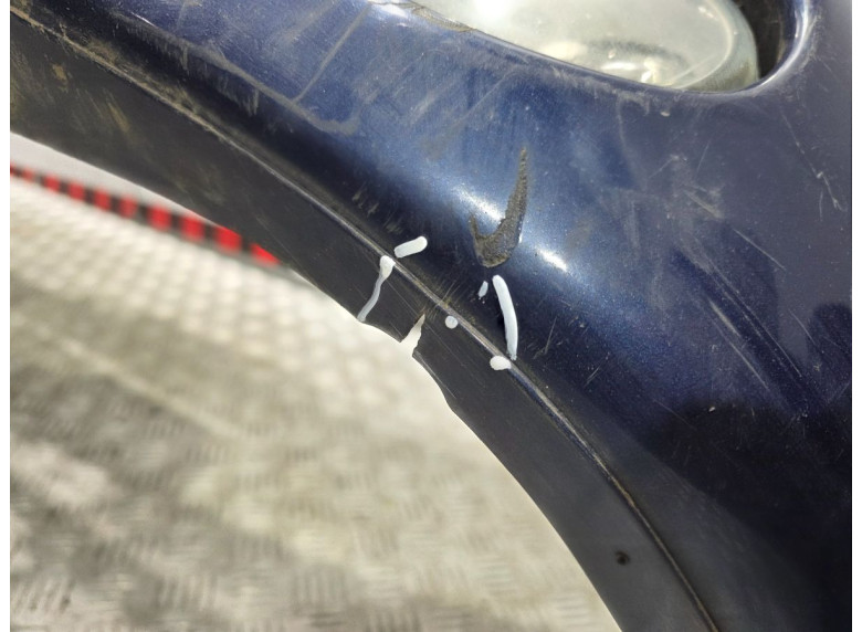 Бампер передний к Renault Scenic, 2001г.