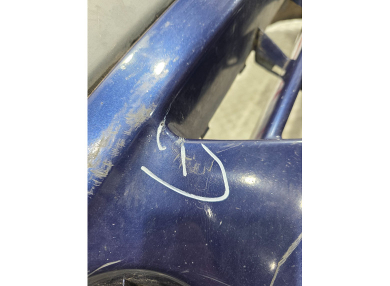 Бампер передний к Renault Scenic, 2001г.