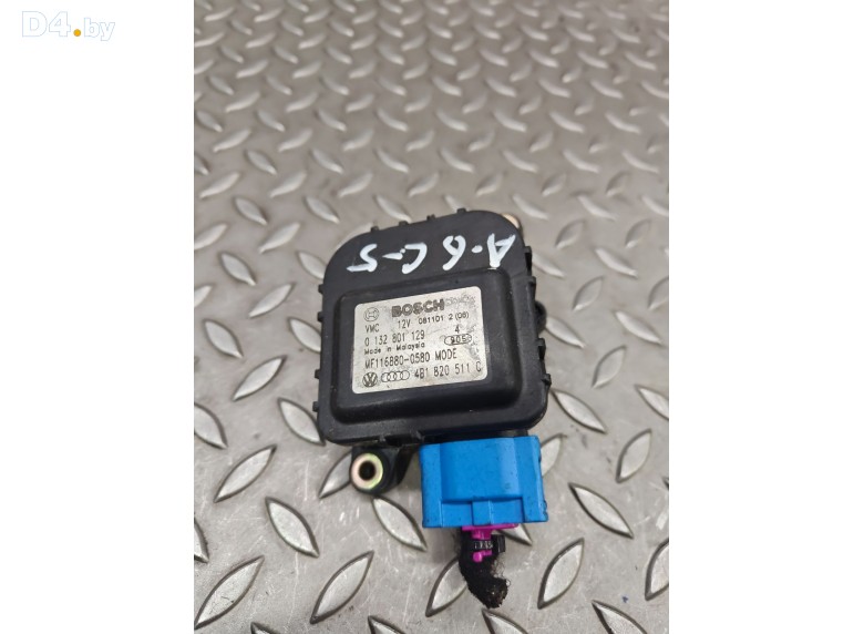 Моторчик заслонки печки к Audi A6 undefined г.