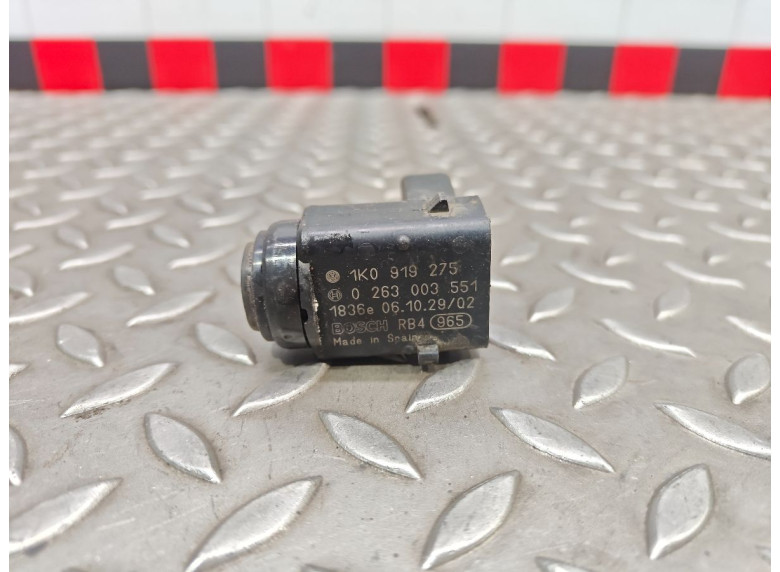 Датчик парктроника к Volkswagen Golf, 2005г.