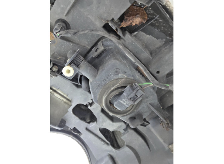 Фара противотуманная правая к Фара противотуманная правая к Mercedes CW203 undefined г. C W203