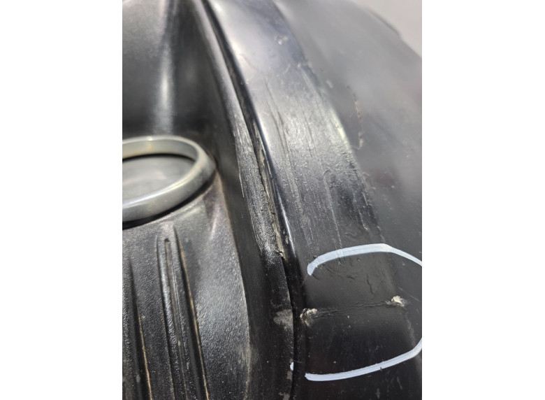 Рамка фары противотуманной левой к Ford Focus, 2008г.