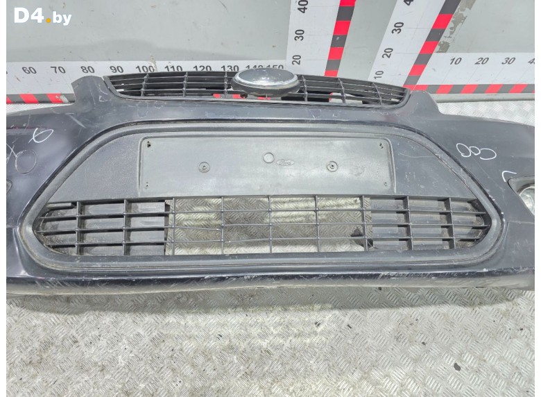 Заглушка (решетка) в бампер передний к Ford Focus undefined г.