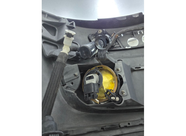 Фара противотуманная правая к Volkswagen Golf GTI, 2008г.