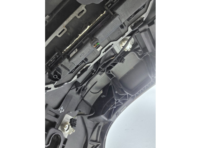 Дневные ходовые огни левые к Mercedes C W204, 2012г.