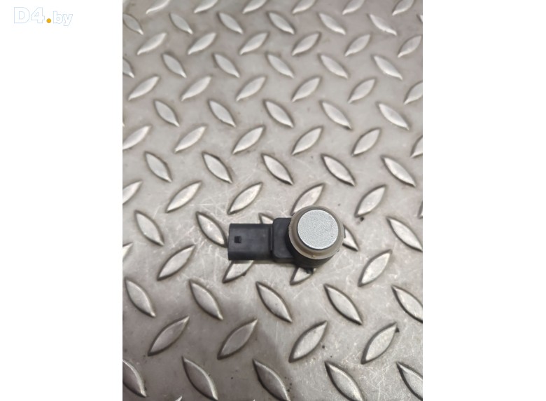 Датчик парктроника к Mercedes CW204 undefined г.