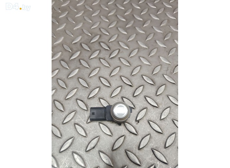 Датчик парктроника к Mercedes CW204 undefined г.