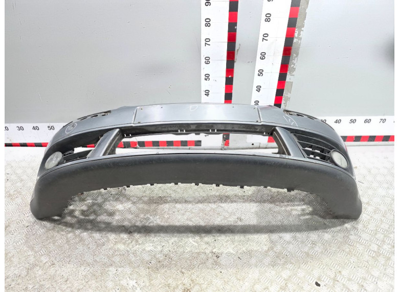 Бампер передний к Volkswagen Golf, 2006г.