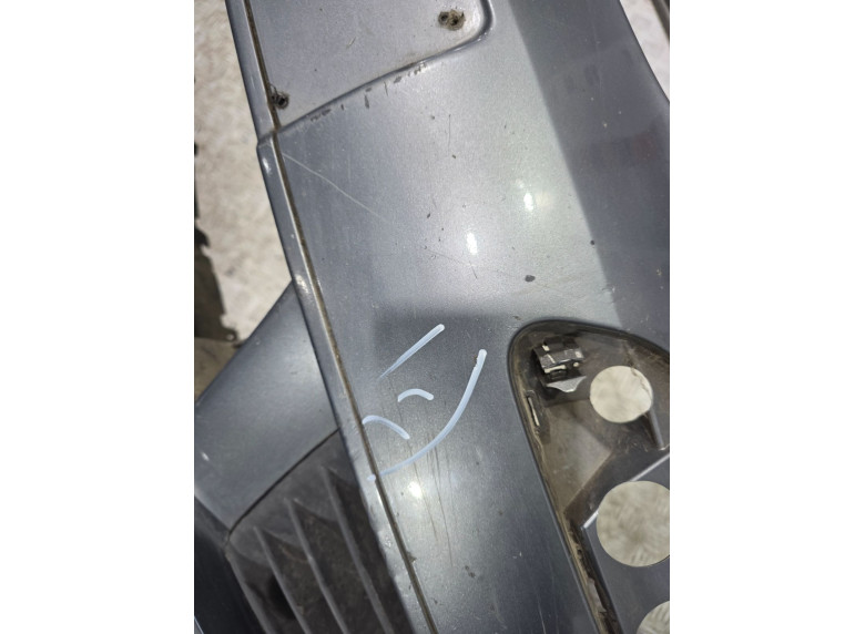 Бампер передний к Volkswagen Golf, 2006г.