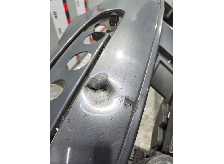 Бампер передний к Volkswagen Golf, 2006г.