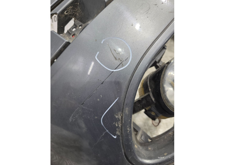 Бампер передний к Volkswagen Golf, 2006г.