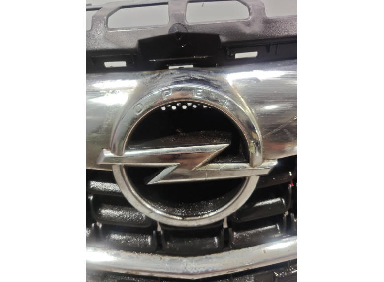 Решетка радиатора к Решетка радиатора к Opel Astra undefined г. Astra