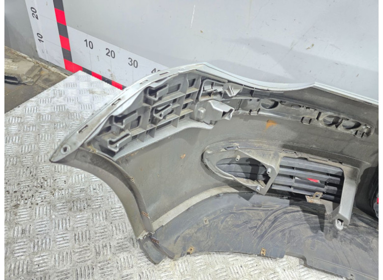 Бампер передний к Volkswagen Polo, 2006г.