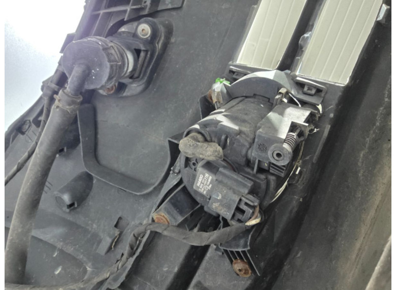 Фара противотуманная правая к Audi A4, 2007г.