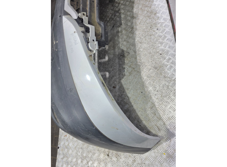 Накладка на бампер к Nissan NV200, 2010г.