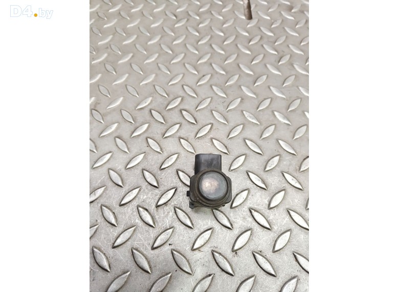 Датчик парктроника к Volkswagen Touareg undefined г.