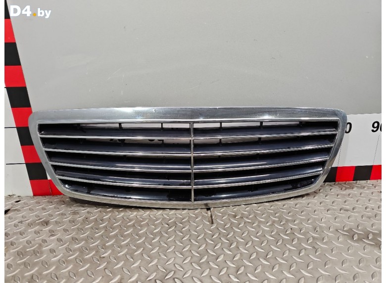 Решетка радиатора к Mercedes SW220 undefined г.