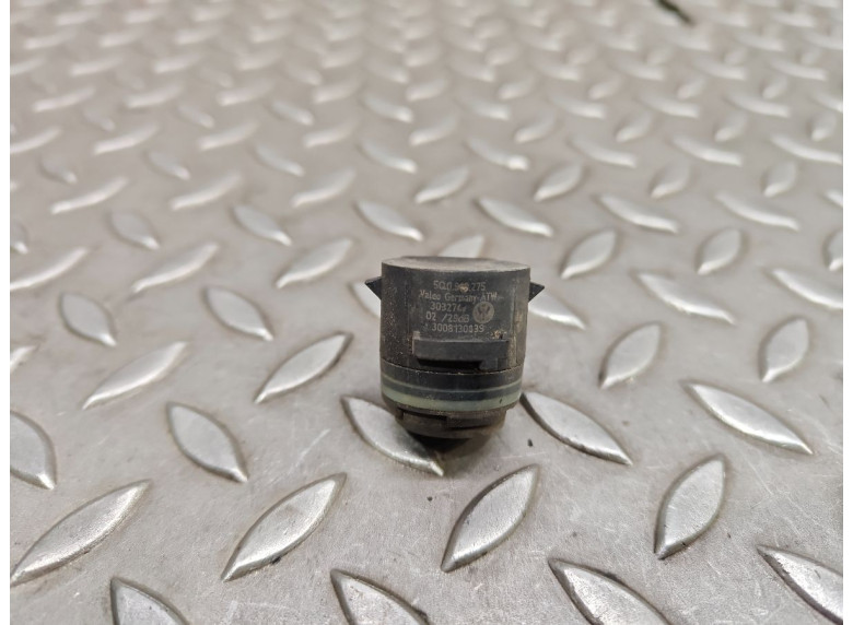 Датчик парктроника к Volkswagen Golf, 2014г.