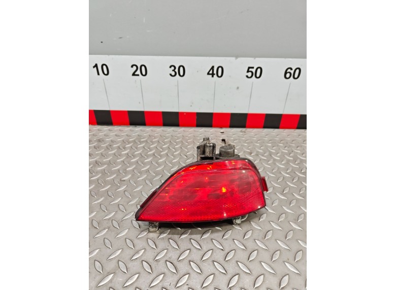 Фонарь противотуманный левый к Renault Laguna