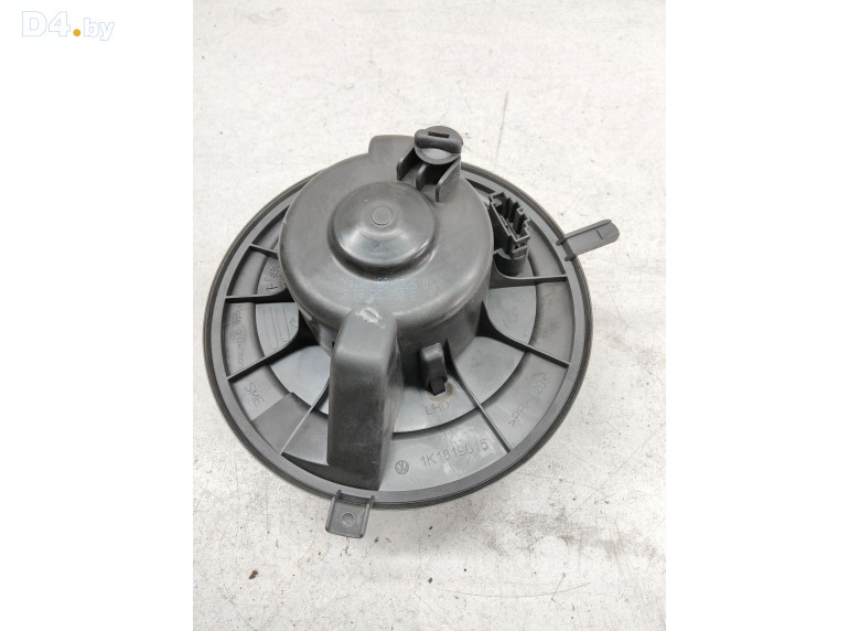 Моторчик печки к Volkswagen Touran undefined г.