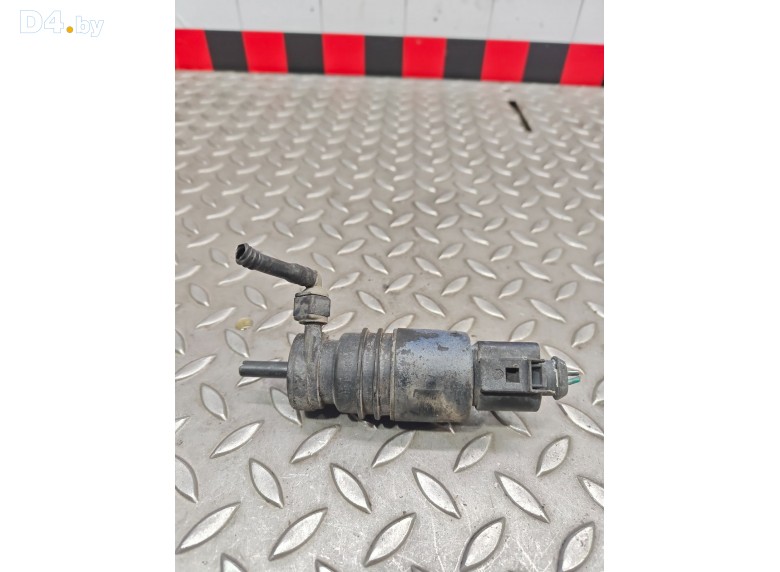 Насос (моторчик) омывателя стекла к Audi A6 undefined г.