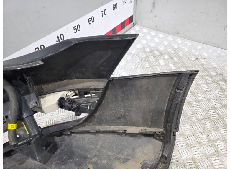 Бампер передний к Volkswagen Passat, 2006г.