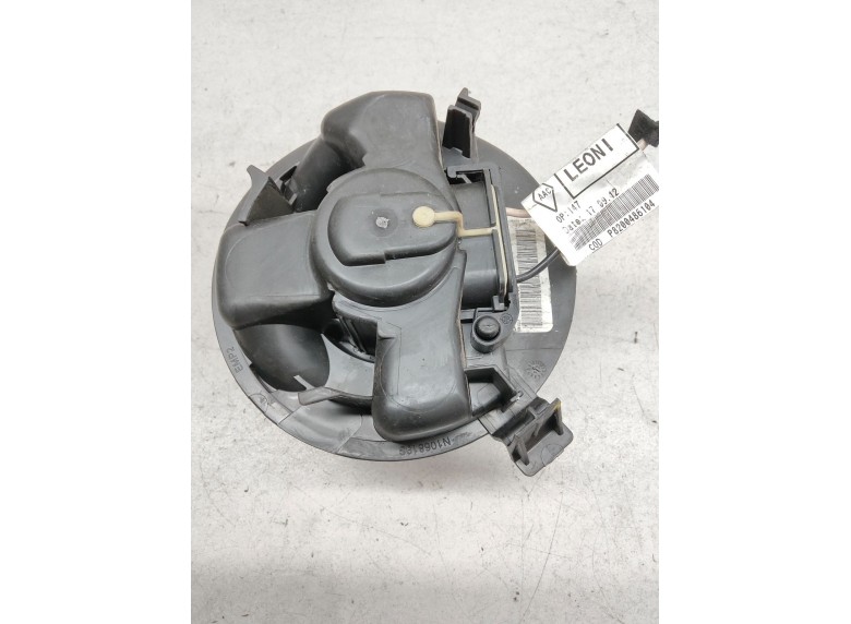 Моторчик печки к Dacia Logan