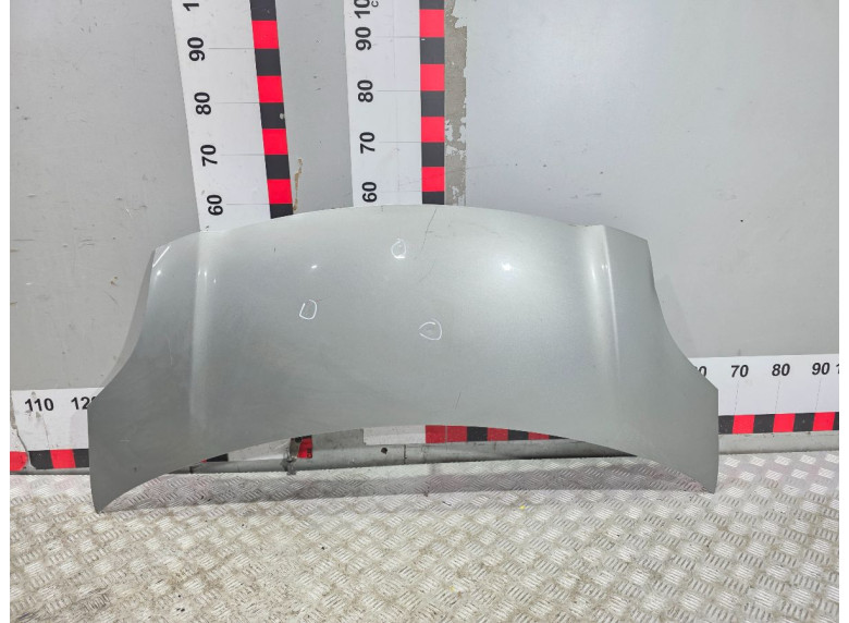 Капот к Toyota Yaris, 2006г.