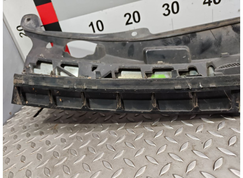 Решетка радиатора к Решетка радиатора к Opel Astra undefined г. Astra