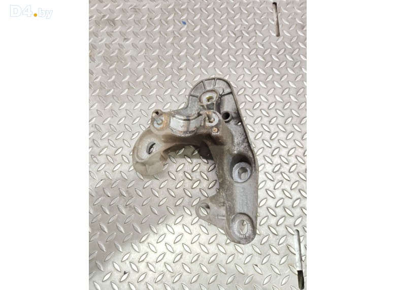 Кронштейн двигателя к Audi A6 undefined г.