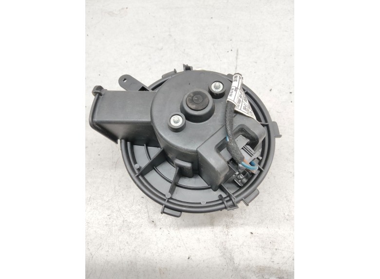 Моторчик печки к Peugeot Boxer