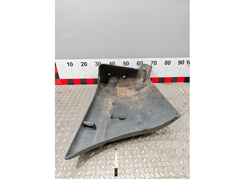 Клык бампера задний правый к Клык бампера задний правый к Renault Master undefined г. Master