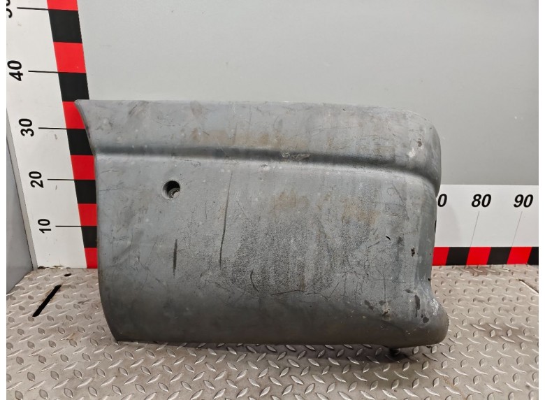 Клык бампера задний левый к Renault Master