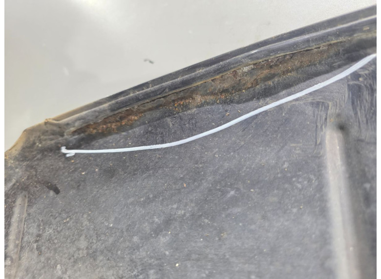 Капот к Volkswagen Passat, 2006г.