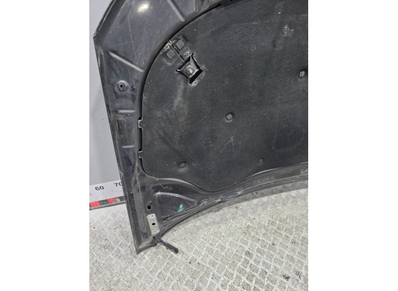 Капот к Volkswagen Passat, 2006г.