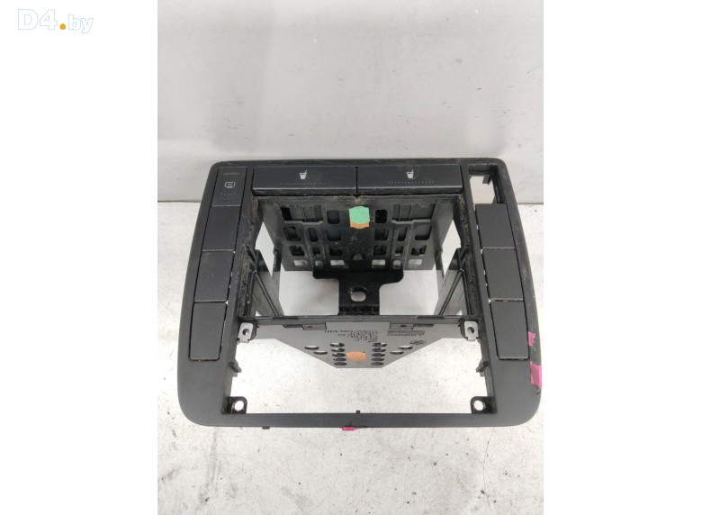 Рамка под магнитолу к Volkswagen Sharan undefined г.