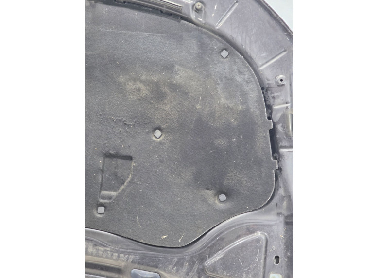 Шумоизоляция капота к Volkswagen Passat, 2006г.