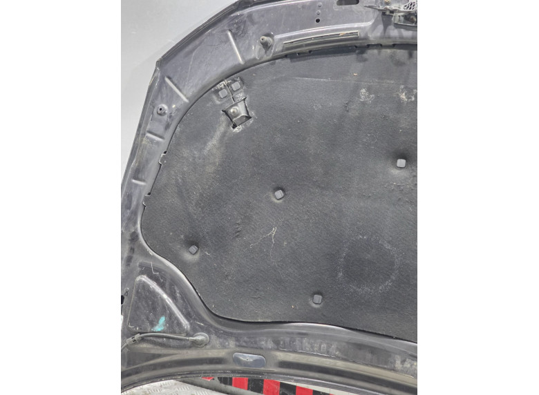 Шумоизоляция капота к Volkswagen Passat, 2006г.