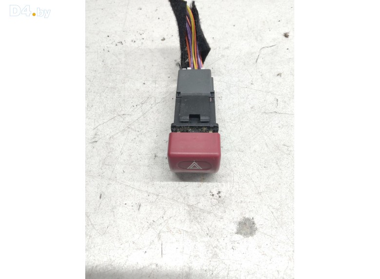 Кнопка аварийной сигнализации к Peugeot 806 undefined г.