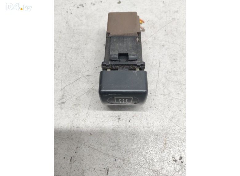 Кнопка обогрева заднего стекла к Peugeot 806 undefined г.