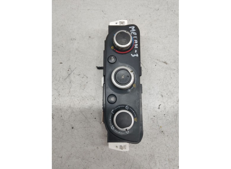 Блок управления печки/климат-контроля к Renault Master