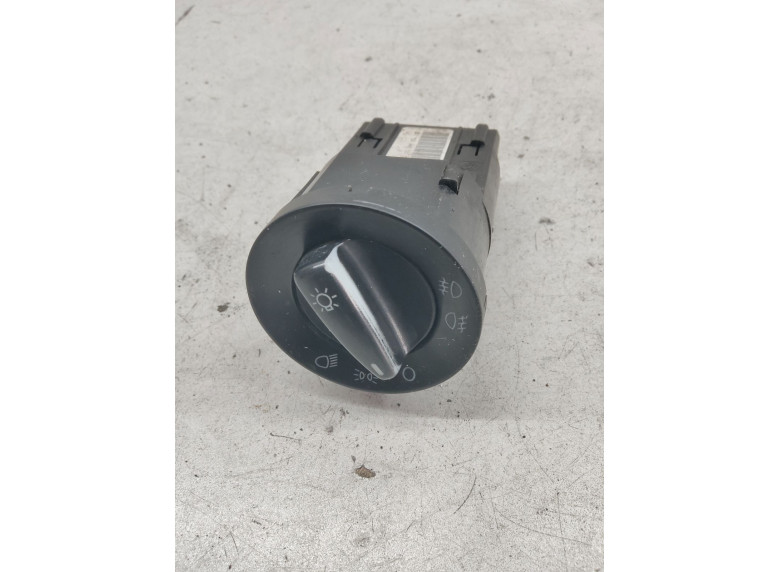 Переключатель света к Переключатель света к Skoda Octavia undefined г. Octavia