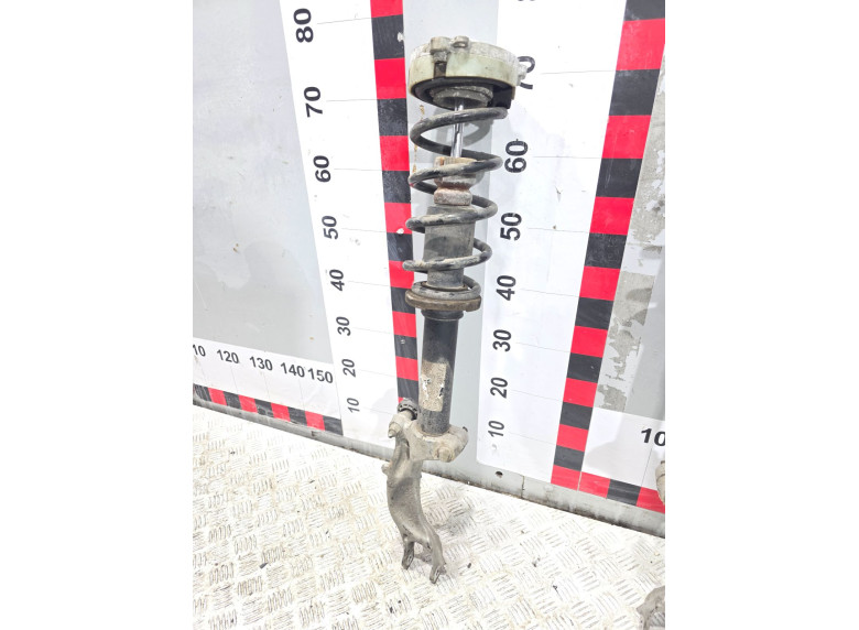 Амортизатор передний левый к Audi A4, 2021г.