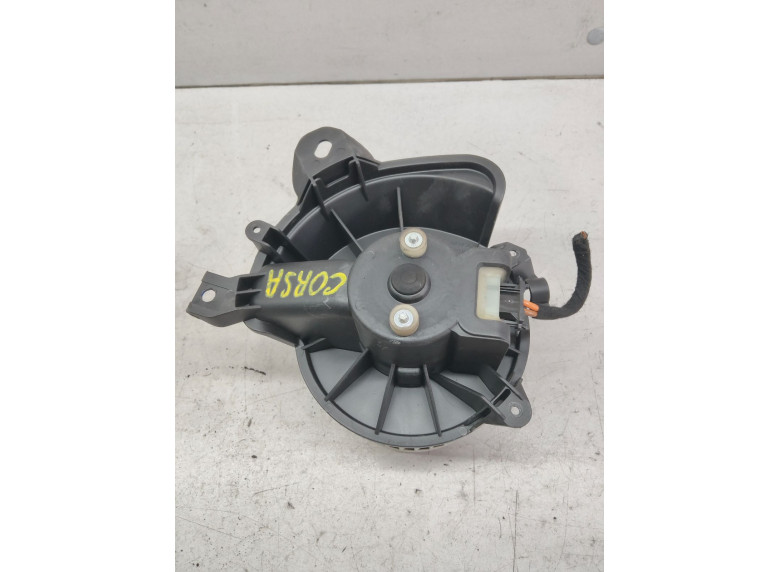 Моторчик печки к Opel Corsa