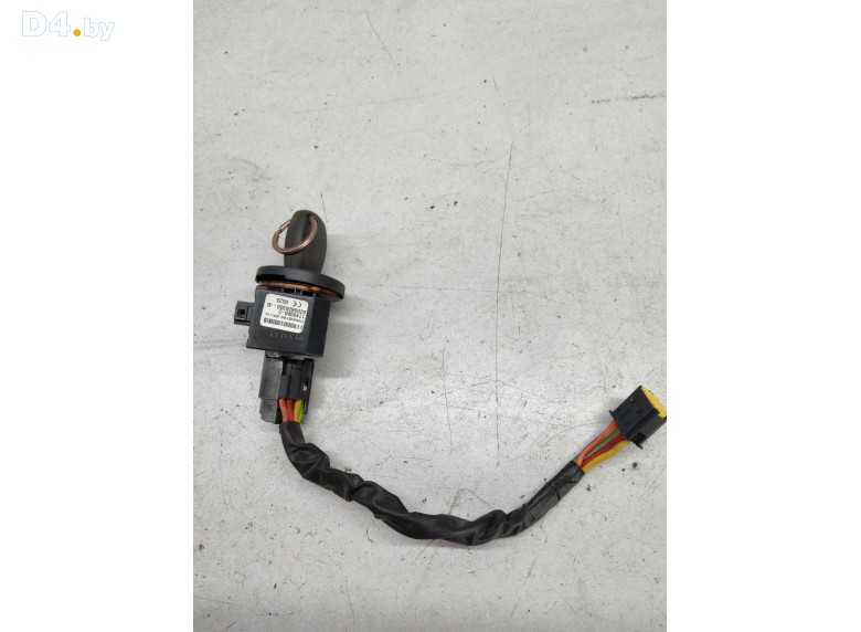 Замок зажигания к Dacia Logan undefined г.