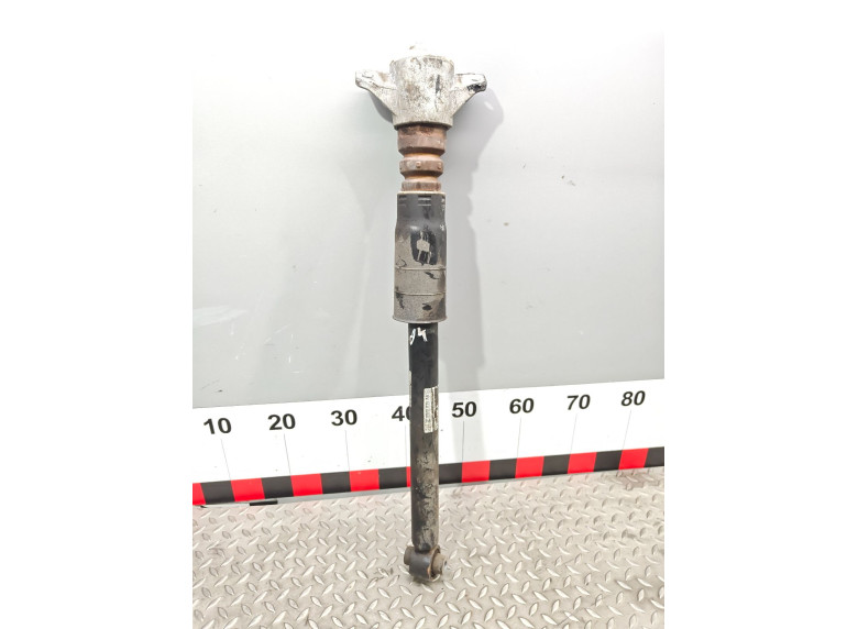 Амортизатор задний к Audi A4, 2020г.