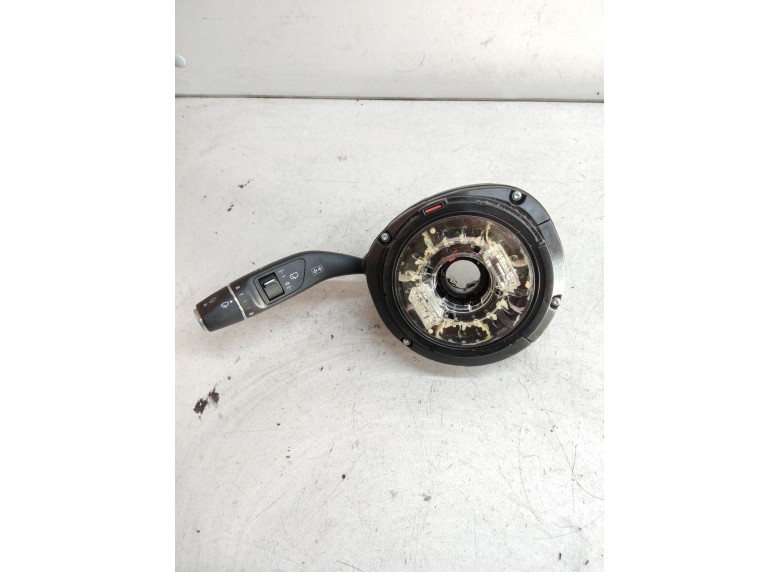 Переключатель подрулевой (стрекоза) к Mercedes C W204