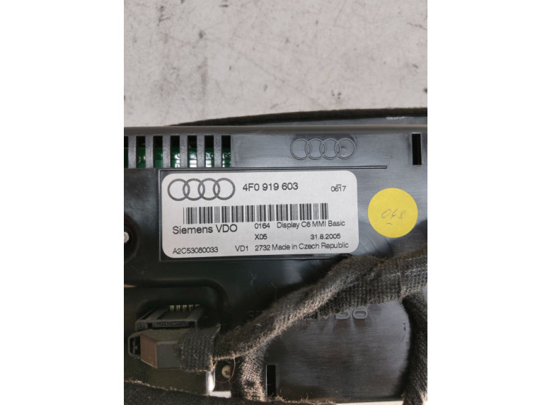Дисплей к Audi A6, 2005г.