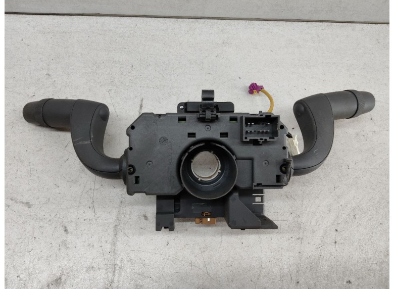 Переключатель подрулевой (стрекоза) к Переключатель подрулевой (стрекоза) к Peugeot Boxer undefined г. Boxer