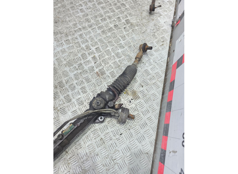 Рулевая рейка к Volkswagen Passat, 2003г.